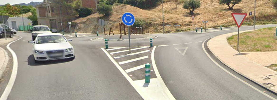 Bifurcación: rotonda hacia La Iruela